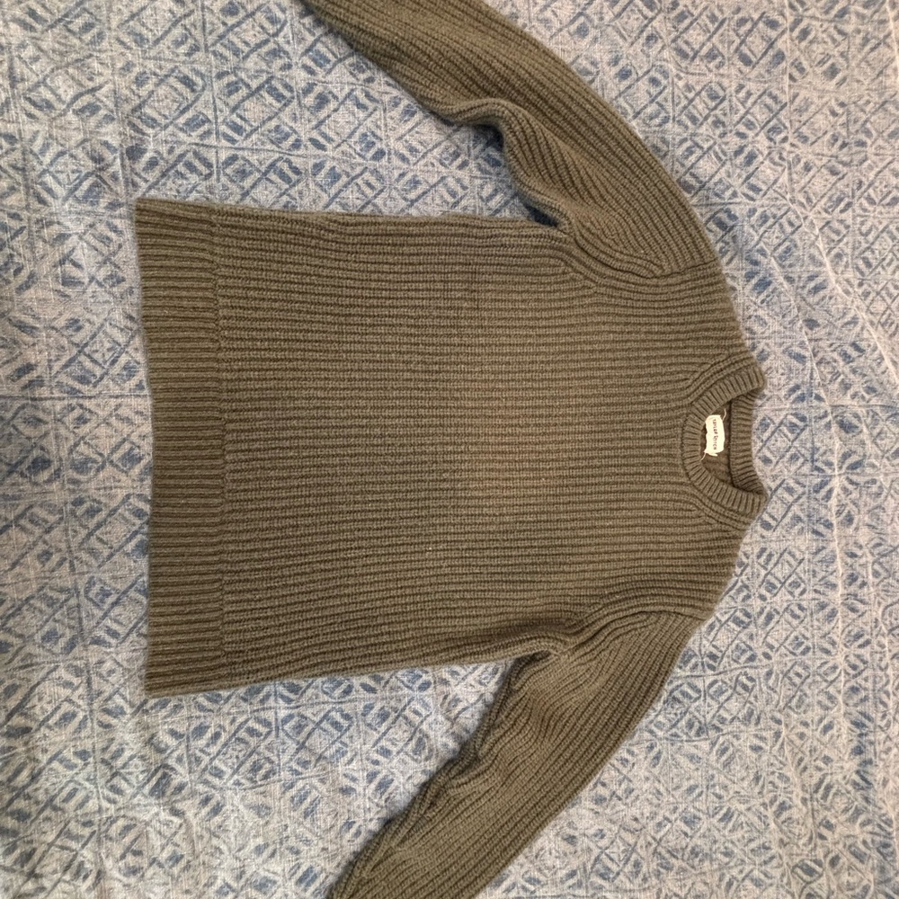 Ribbed Knit Sweater in Olive Green